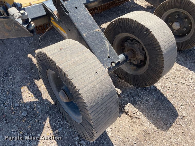 image for item DK7369 Land Pride RCM5615  batwing rotary mower