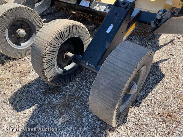 image for item DK7370 Land Pride RCM5615  batwing rotary mower