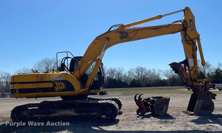 image for item DK7372 2004 JCB JS220  excavator