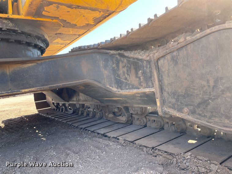 image for item DK7372 2004 JCB JS220  excavator