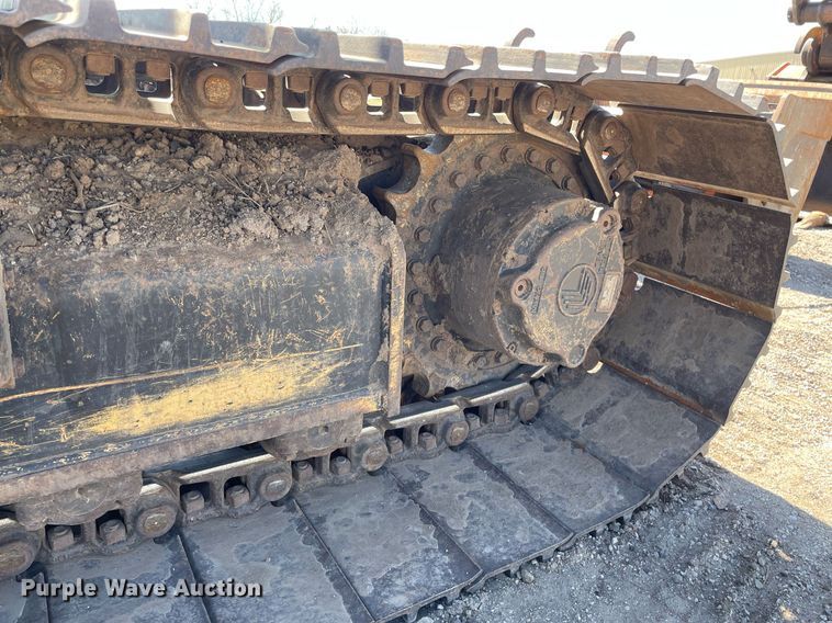 image for item DK7372 2004 JCB JS220  excavator