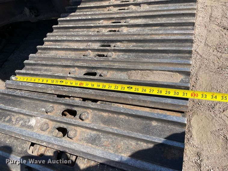 image for item DK7372 2004 JCB JS220  excavator