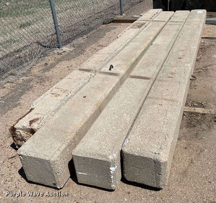 image for item DK7385 (4) concrete pilings