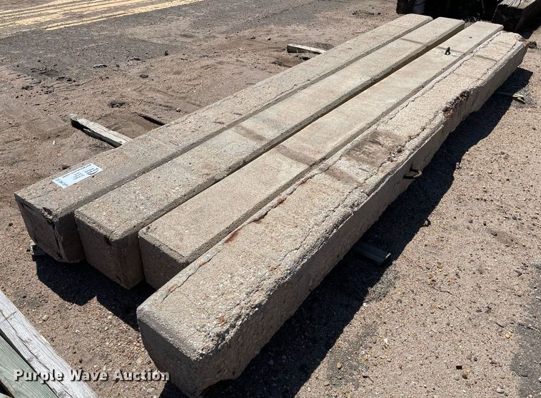 image for item DK7385 (4) concrete pilings
