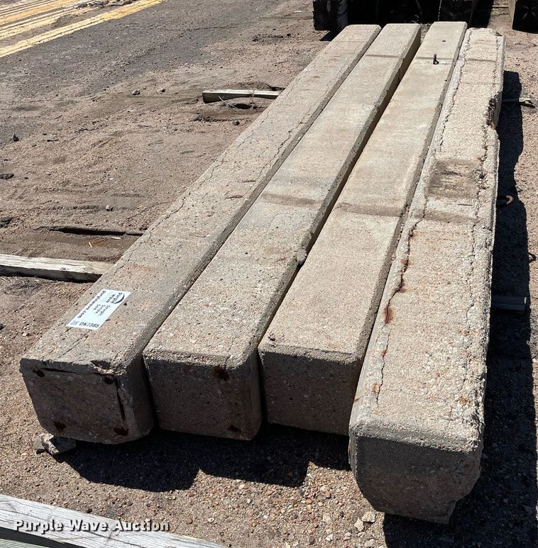 image for item DK7385 (4) concrete pilings