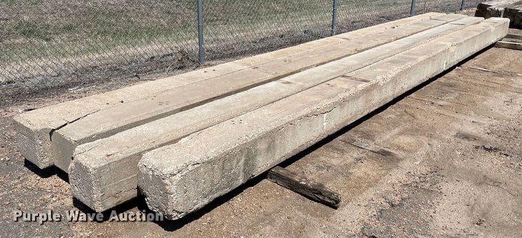 image for item DK7388 (4) concrete pilings