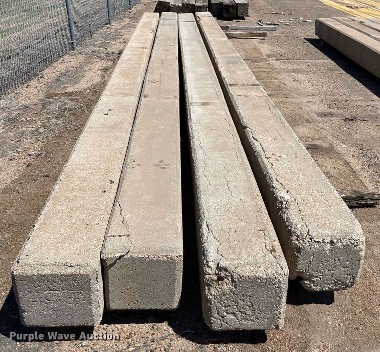 image for item DK7388 (4) concrete pilings