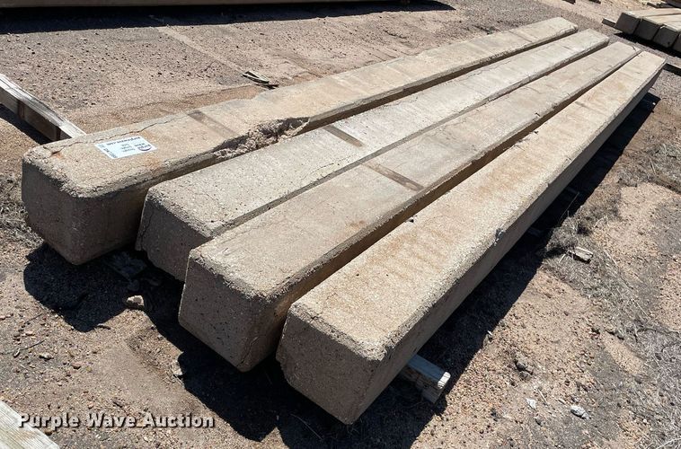 image for item DK7388 (4) concrete pilings