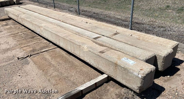 image for item DK7388 (4) concrete pilings