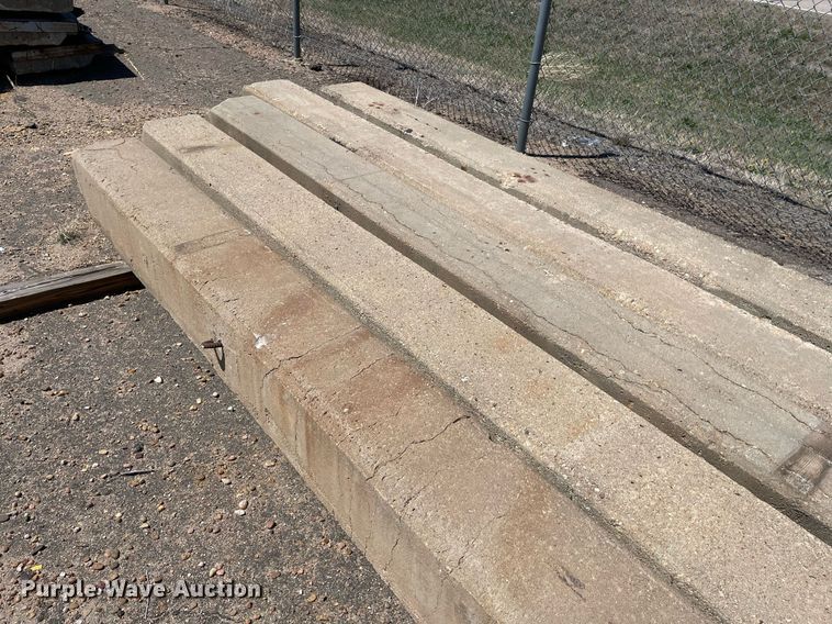 image for item DK7389 (5) concrete pilings