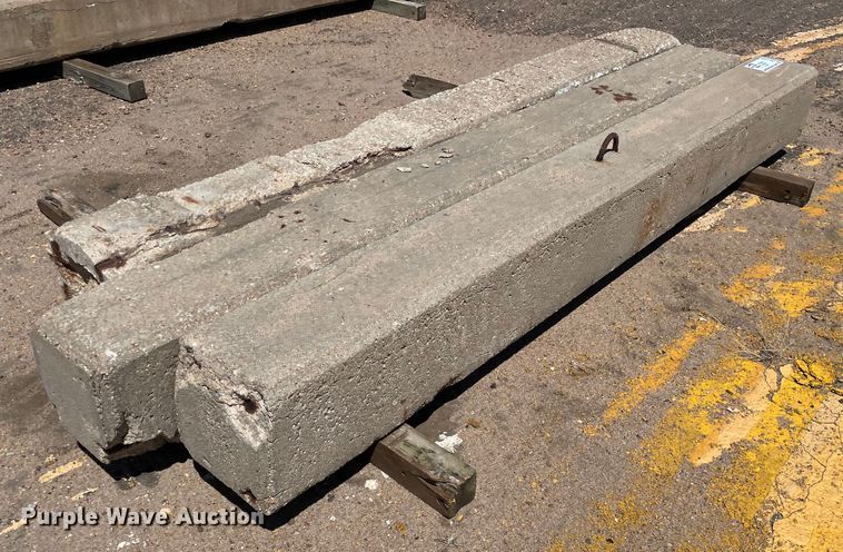 image for item DK7390 (3) concrete pilings