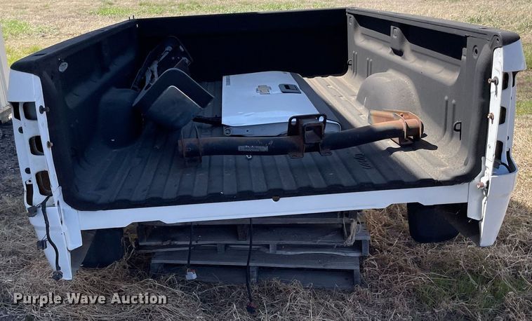 image for item DK7409 2009 Chevrolet Silverado 2500HD  pickup bed