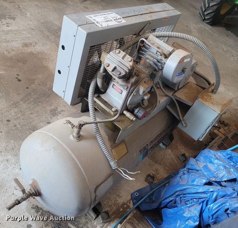 image for item DL6276 Ingersoll Rand T30  air compressor