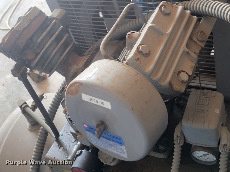 image for item DL6276 Ingersoll Rand T30  air compressor