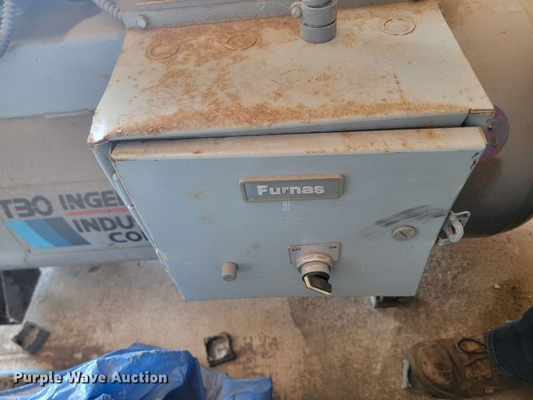 image for item DL6276 Ingersoll Rand T30  air compressor