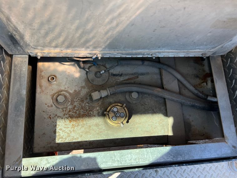 image for item DN4607 1988 Sutphen CF1500L  pumper fire truck