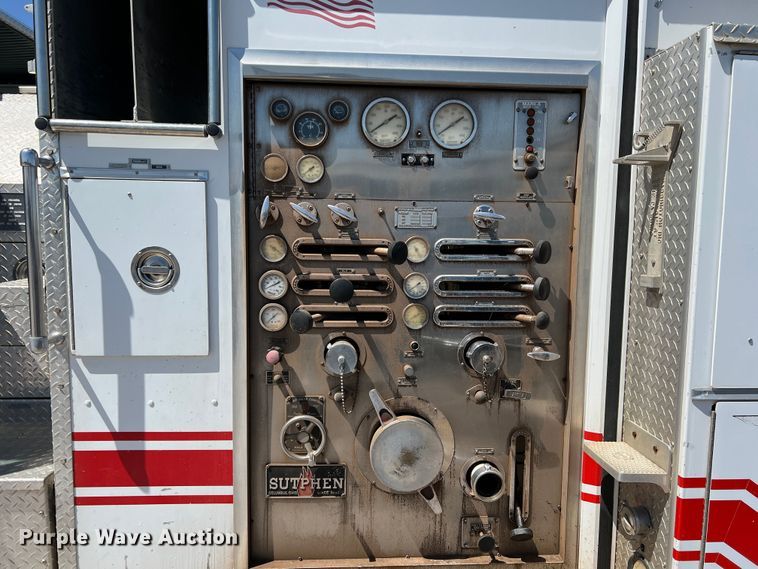 image for item DN4607 1988 Sutphen CF1500L  pumper fire truck