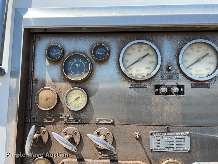 image for item DN4607 1988 Sutphen CF1500L  pumper fire truck