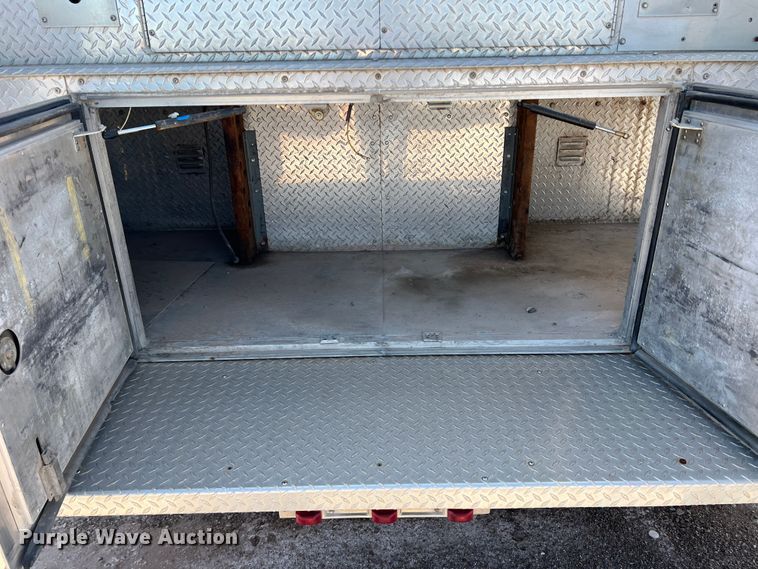 image for item DN4607 1988 Sutphen CF1500L  pumper fire truck