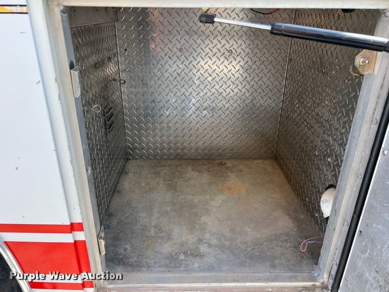 image for item DN4607 1988 Sutphen CF1500L  pumper fire truck