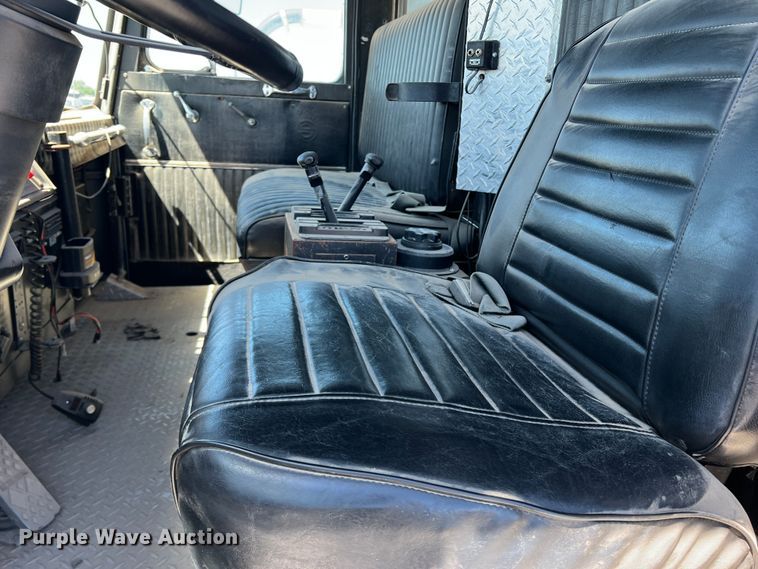 image for item DN4607 1988 Sutphen CF1500L  pumper fire truck