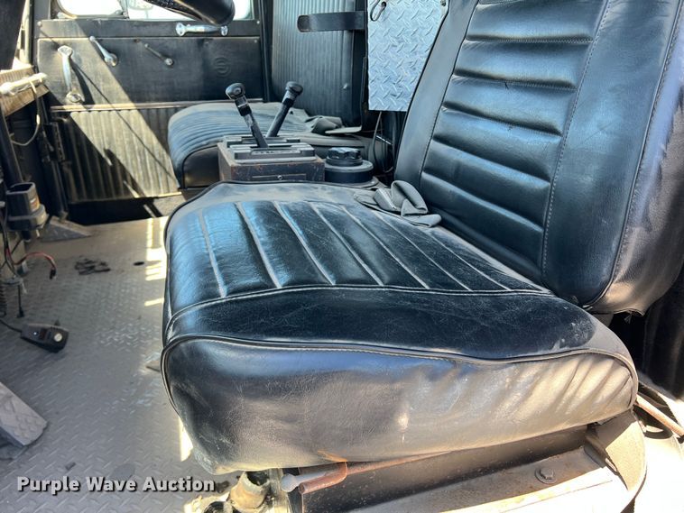 image for item DN4607 1988 Sutphen CF1500L  pumper fire truck