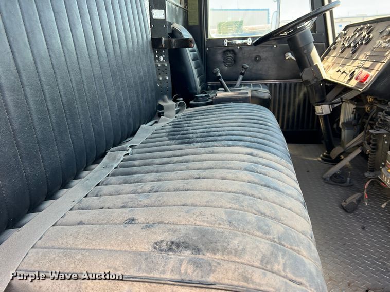 image for item DN4607 1988 Sutphen CF1500L  pumper fire truck