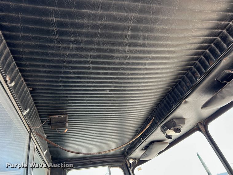 image for item DN4607 1988 Sutphen CF1500L  pumper fire truck