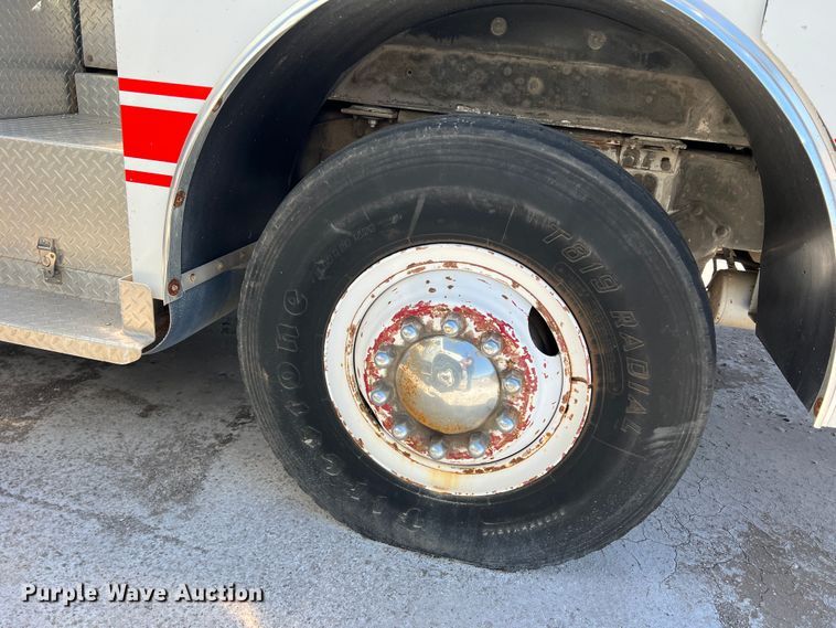 image for item DN4607 1988 Sutphen CF1500L  pumper fire truck