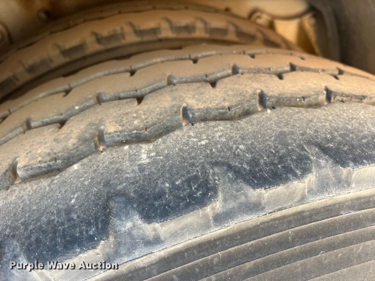 image for item DN4607 1988 Sutphen CF1500L  pumper fire truck