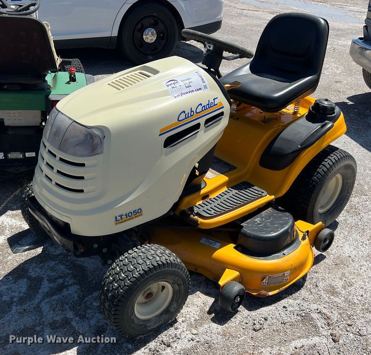 Cub Cadet LT1050 lawn mower in Lawton, OK Item DN4614 sold Purple Wave