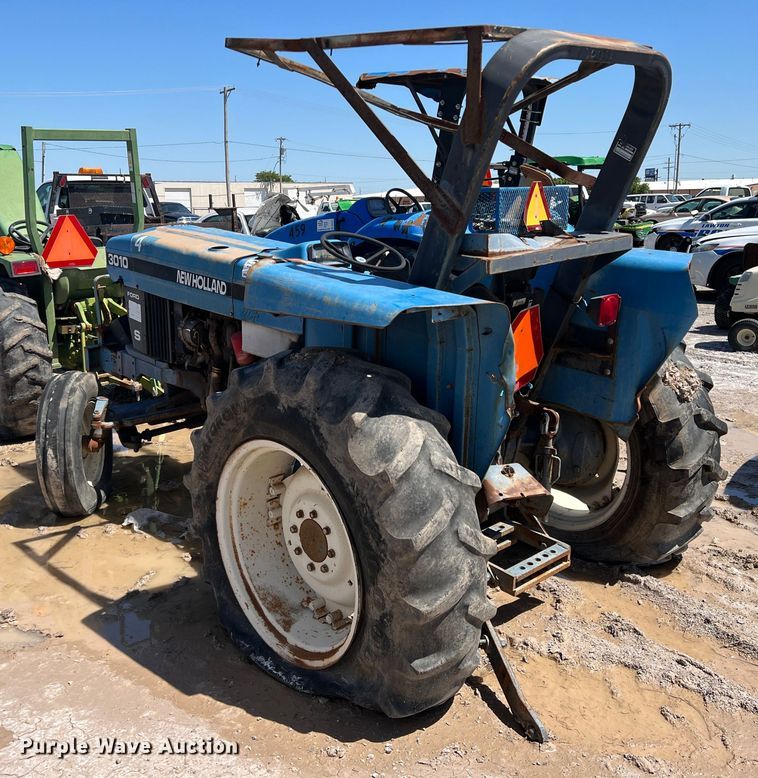 image for item DN4615 New Holland 3010  tractor