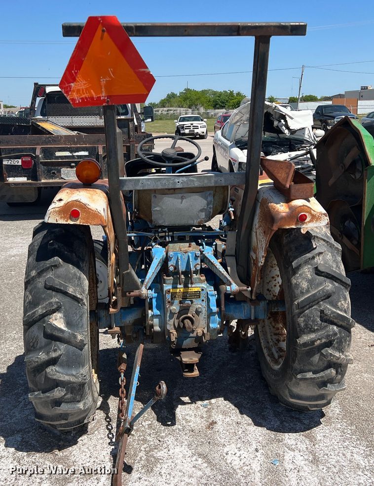 image for item DN4618 Ford 1700  tractor