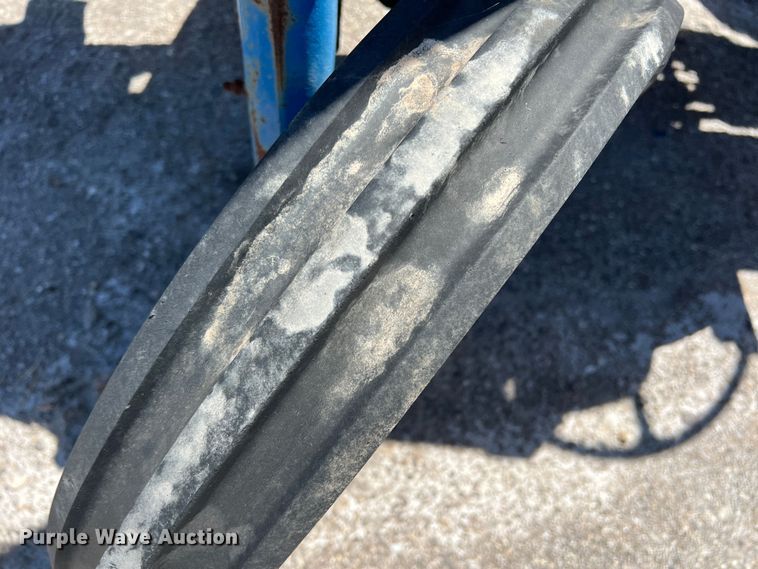 image for item DN4618 Ford 1700  tractor