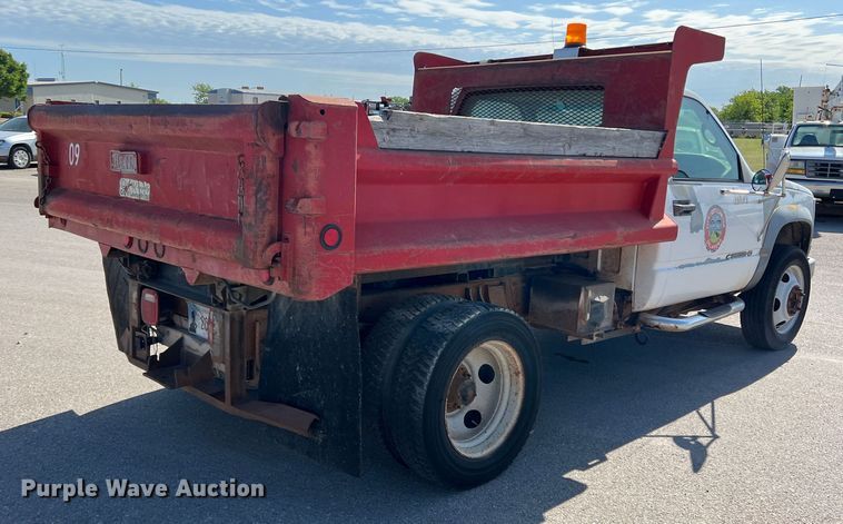 image for item DN4619 1998 Chevrolet C3500  dump bed pickup truck