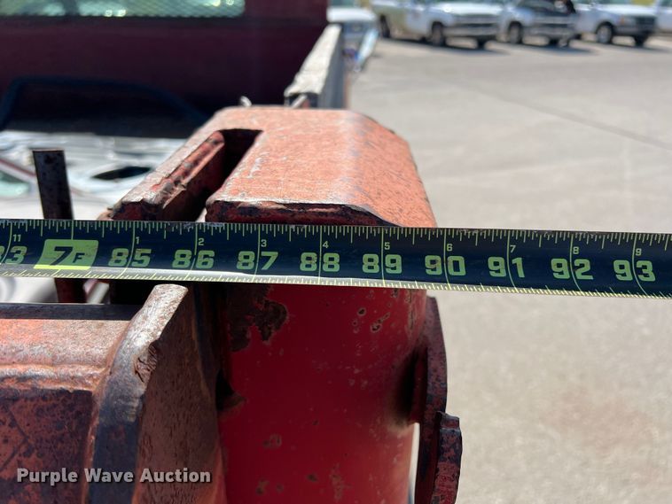 image for item DN4619 1998 Chevrolet C3500  dump bed pickup truck