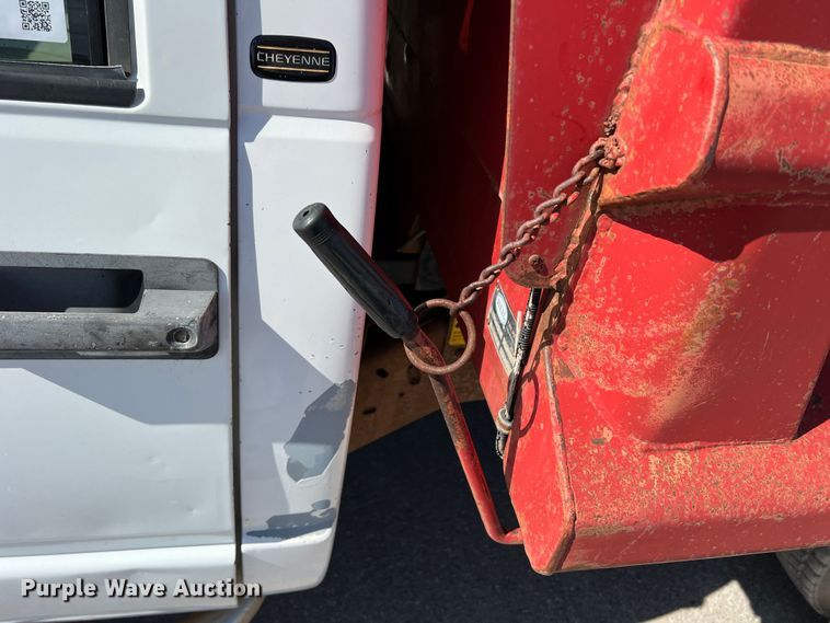 image for item DN4619 1998 Chevrolet C3500  dump bed pickup truck