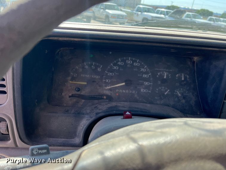 image for item DN4619 1998 Chevrolet C3500  dump bed pickup truck