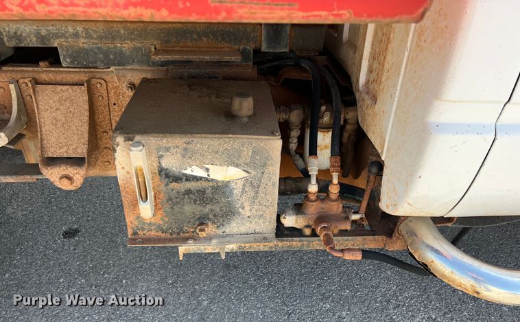 image for item DN4619 1998 Chevrolet C3500  dump bed pickup truck