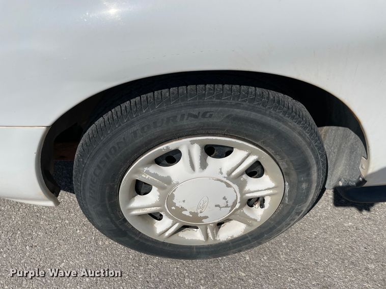 image for item DN4627 1997 Ford Taurus