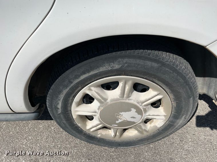 image for item DN4627 1997 Ford Taurus