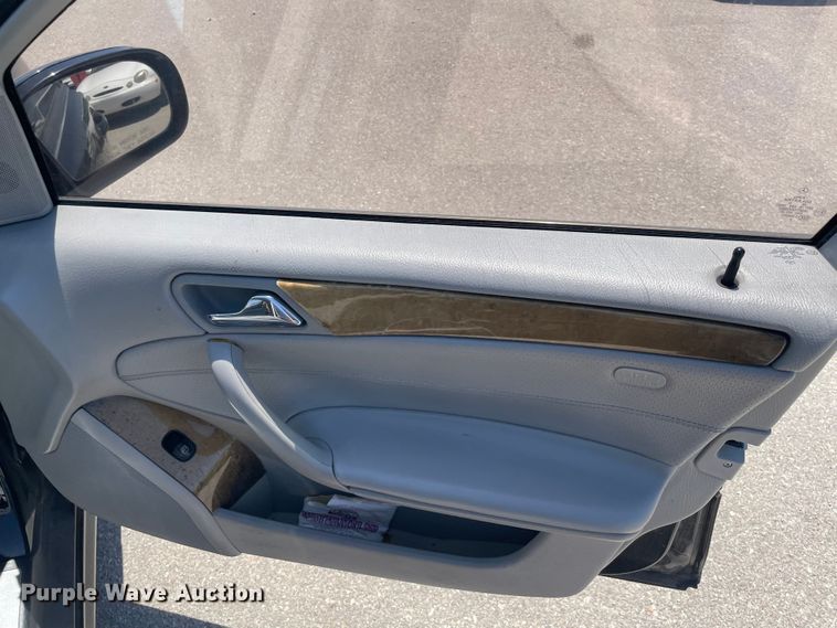 image for item DN4632 2007 Mercedes Benz C230