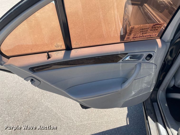 image for item DN4632 2007 Mercedes Benz C230