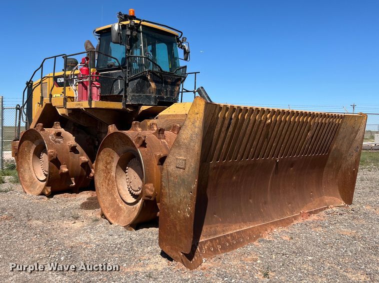 image for item DN4638 2016 Caterpillar 826K  landfill compactor