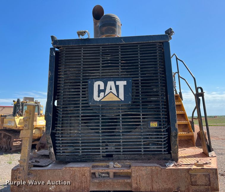 image for item DN4638 2016 Caterpillar 826K  landfill compactor