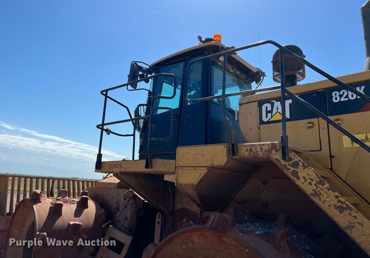 image for item DN4638 2016 Caterpillar 826K  landfill compactor