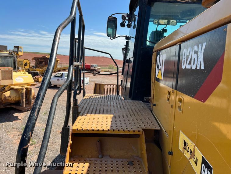 image for item DN4638 2016 Caterpillar 826K  landfill compactor