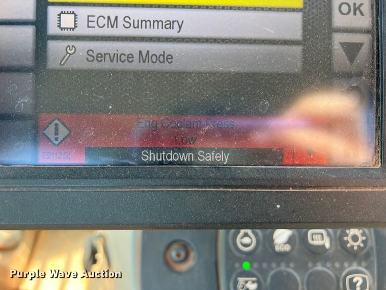 image for item DN4638 2016 Caterpillar 826K  landfill compactor