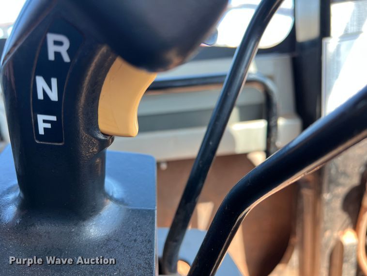 image for item DN4638 2016 Caterpillar 826K  landfill compactor