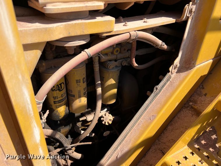 image for item DN4638 2016 Caterpillar 826K  landfill compactor